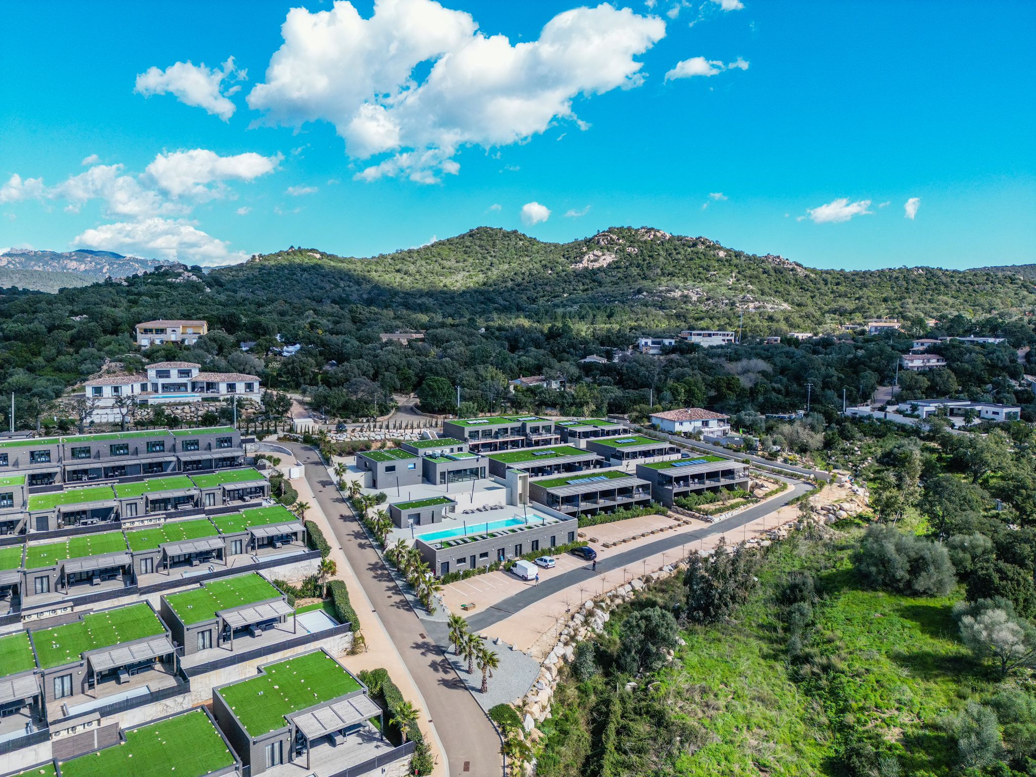 Vue aérienne d’un chantier en Corse